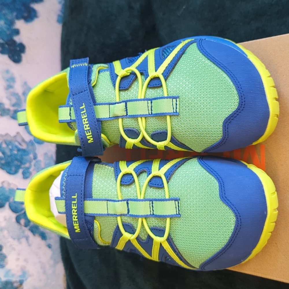 Kid's Merrell Hydro glove shoes